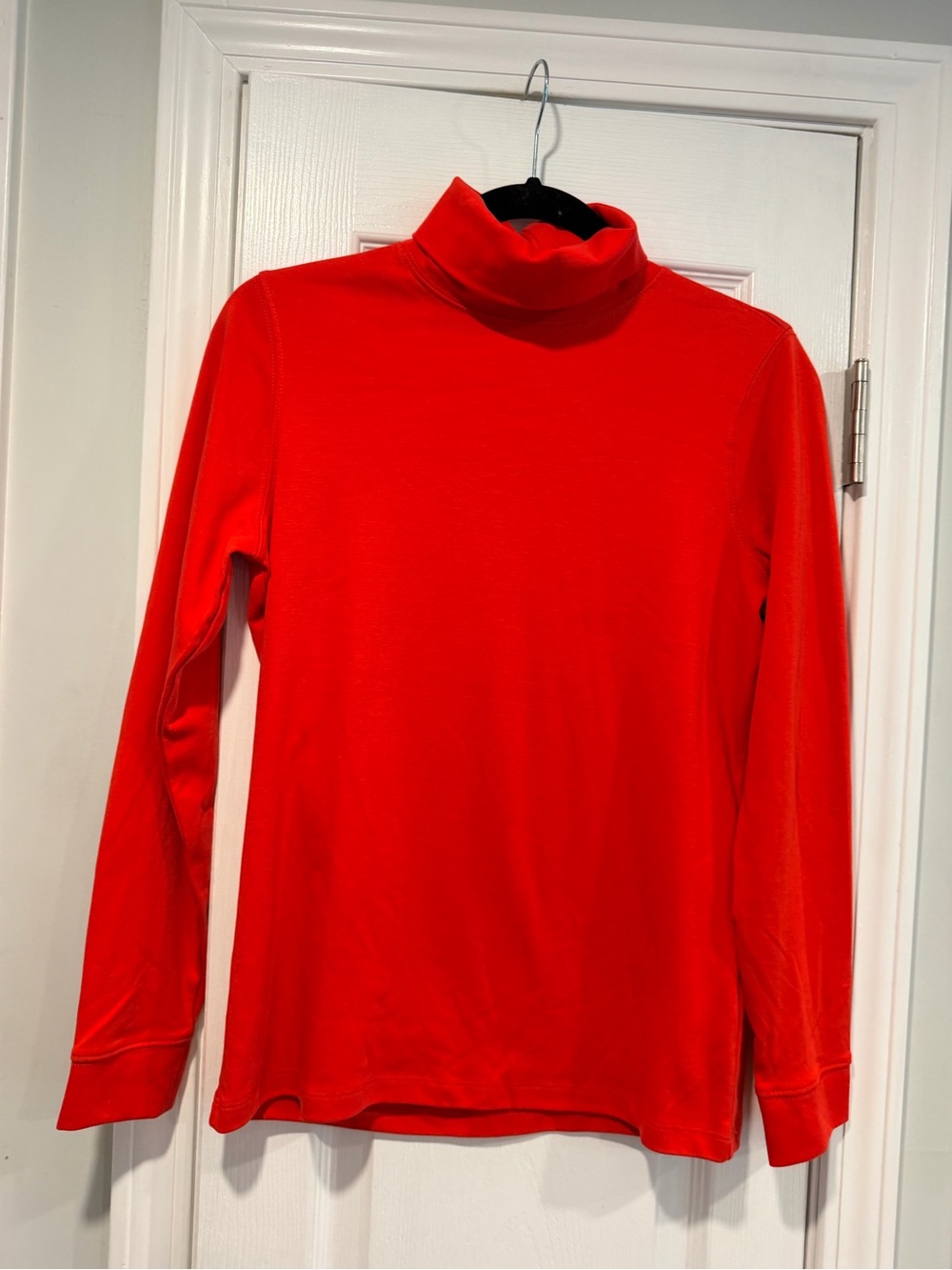 NWOT L.L. Bean Size XS Red Turtleneck Long Sleeve Top 100% Cotton Basic Layer